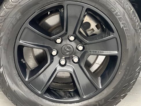 Used 2023 RAM 1500 Big Horn AWD/4WD image 70