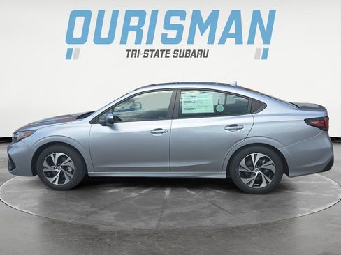Certified 2025 Subaru Legacy Premium AWD/4WD image 3