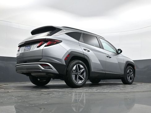 Certified 2025 Hyundai Tucson SEL image 25