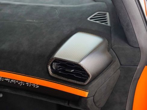 Used 2022 Lamborghini Huracan STO image 80