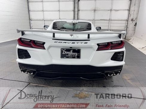 New 2026 Chevrolet Corvette Stingray Coupe w/ Z51 Performance Package RWD image 19