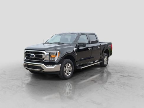 Used 2023 Ford F150 XLT w/ Equipment Group 302A High AWD/4WD image 4