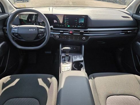 New 2026 Kia Sportage LX image 21