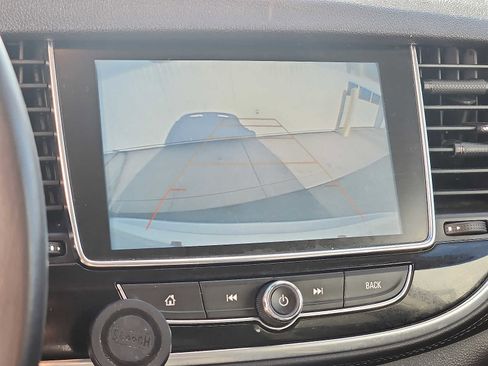 Used 2019 Buick Encore Sport Touring image 17