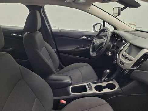 Used 2018 Chevrolet Cruze LS FWD image 21