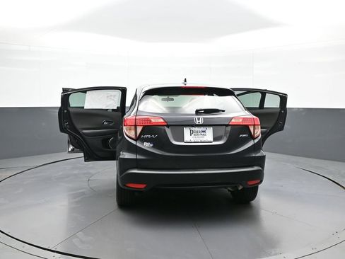 Used 2018 Honda HR-V EX image 46