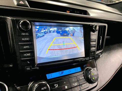 Certified 2017 Toyota RAV4 SE image 27
