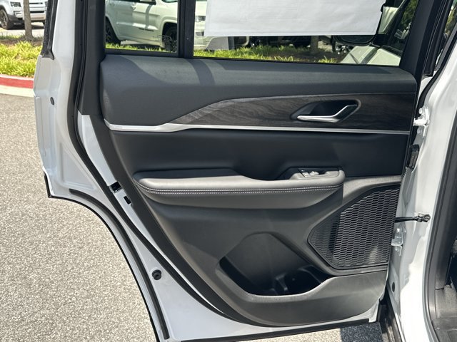 New 2026 Jeep Grand Cherokee Altitude RWD image 20