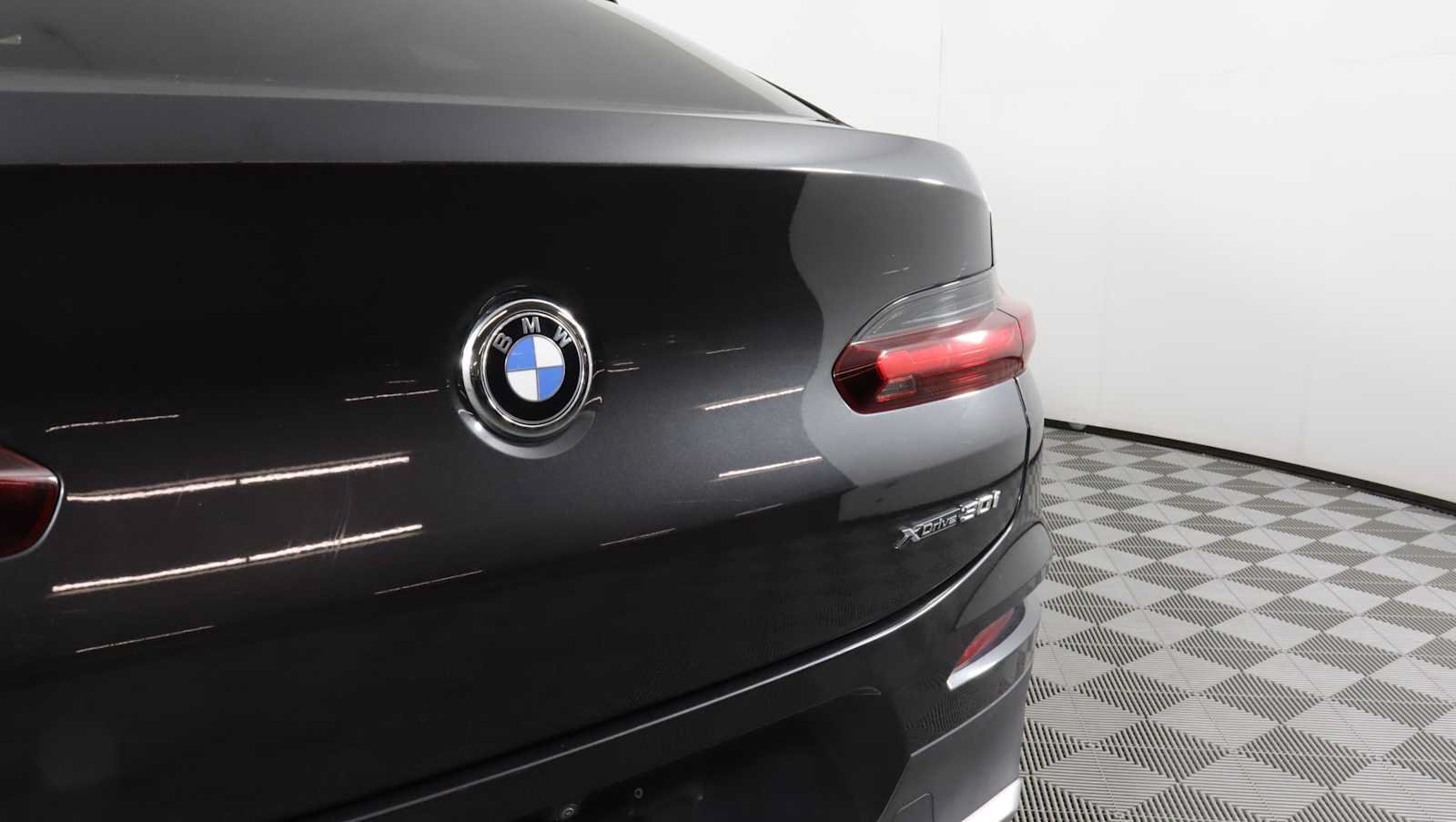 Used 2019 BMW X4 xDrive30i w/ Premium Package AWD/4WD image 34