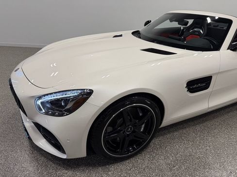Used 2018 Mercedes-Benz AMG GT Roadster image 17