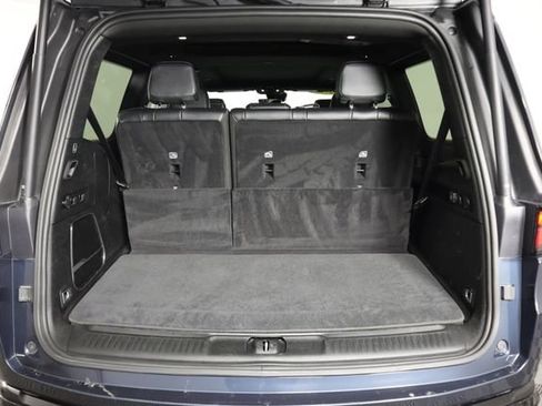 Used 2024 Jeep Wagoneer Series II AWD/4WD image 59