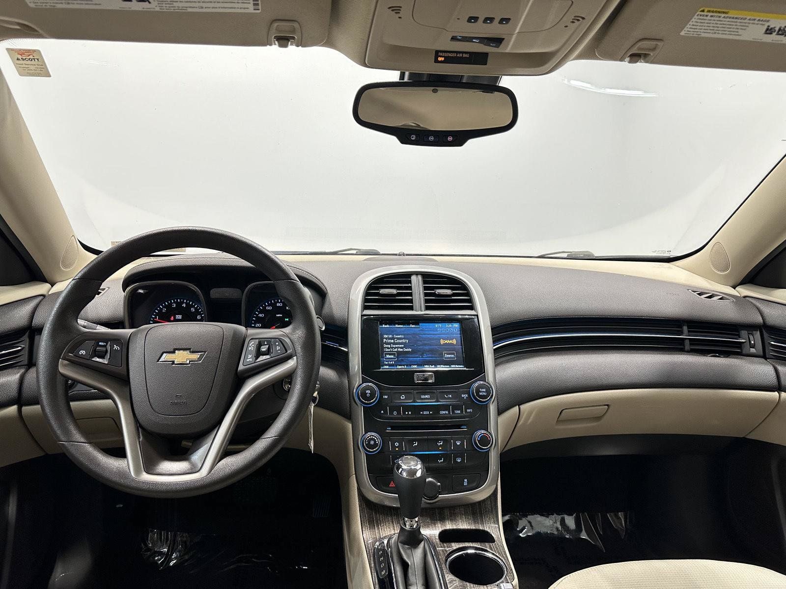 Used 2014 Chevrolet Malibu LT w/ Power Convenience Package FWD image 16