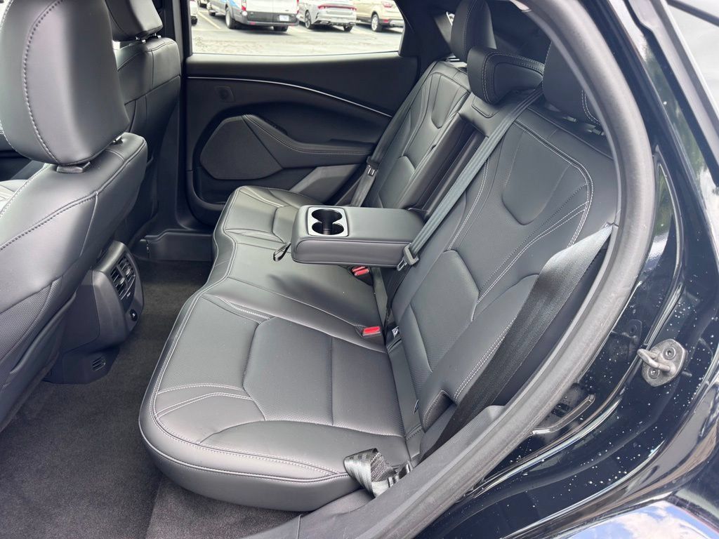 Used 2025 Ford Mustang Mach-E Premium RWD image 33