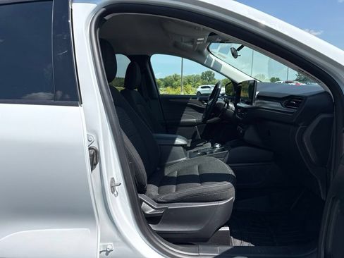 Used 2025 Ford Escape Active w/ Tech Pack #1 AWD/4WD image 11