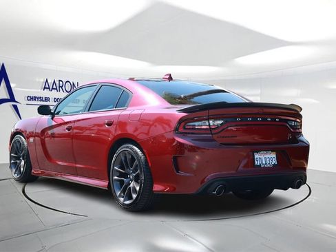 Used 2022 Dodge Charger Scat Pack w/ Plus Group RWD image 2