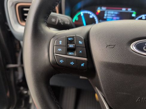Certified 2024 Ford Maverick Lariat FWD image 36