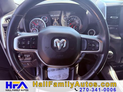 Used 2019 RAM 1500 Big Horn AWD/4WD image 16