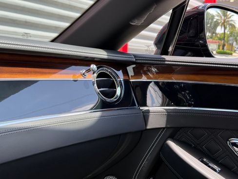 Used 2020 Bentley Continental GT AWD/4WD image 36