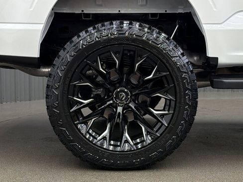 Used 2025 Ford F150 Lariat w/ Equipment Group 502A High AWD/4WD image 11