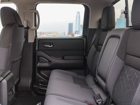 New 2025 Nissan Frontier SV w/ SV Convenience Package RWD image 20