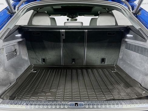 Used 2024 Audi SQ8 Premium Plus w/ S Sport Package image 25