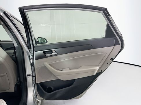 Used 2017 Hyundai Sonata Sport w/ Value Edition Package 02 image 29