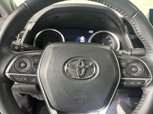 Used 2023 Toyota Camry XLE FWD image 13
