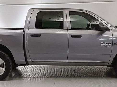 Used 2023 RAM 1500 Classic SLT AWD/4WD image 2