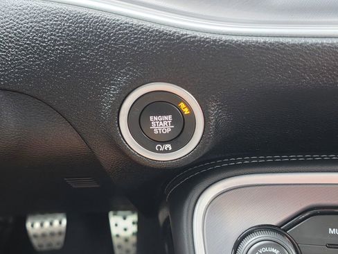 Used 2021 Dodge Challenger R/T w/ T/A Package image 31