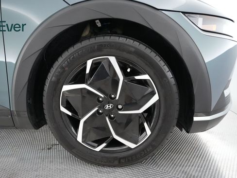 Used 2024 Hyundai Ioniq 5 SEL RWD image 19
