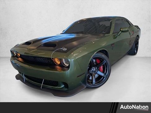 Used 2022 Dodge Challenger SRT Hellcat Redeye image 1