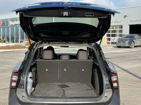 Used 2025 Nissan Kicks SV image 17