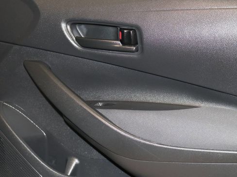 Used 2022 Toyota Corolla LE image 58