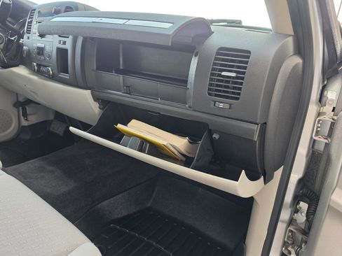 Used 2010 Chevrolet Silverado 1500 LT w/ Power Pack Plus image 37