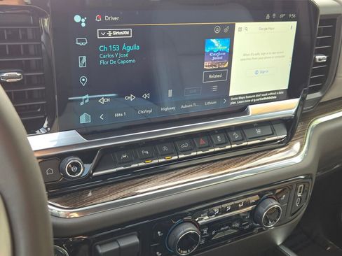 Used 2024 Chevrolet Silverado 1500 RST image 20