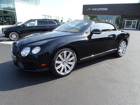 Used 2014 Bentley Continental GT image 32