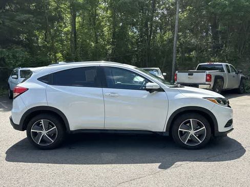 Used 2022 Honda HR-V EX image 3