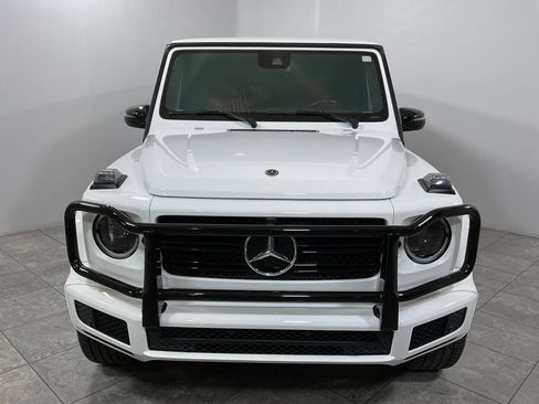 Used 2022 Mercedes-Benz G 550 image 3