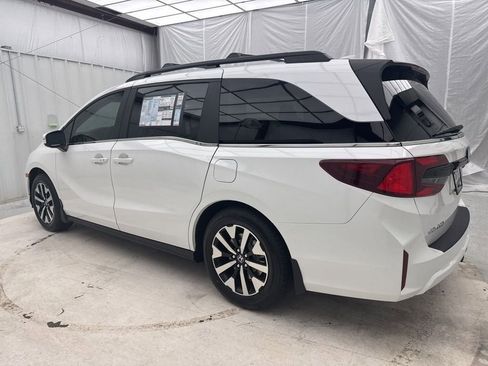 New 2026 Honda Odyssey EX-L image 5