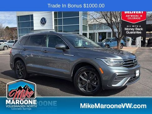 Used 2024 Volkswagen Tiguan SE image 1