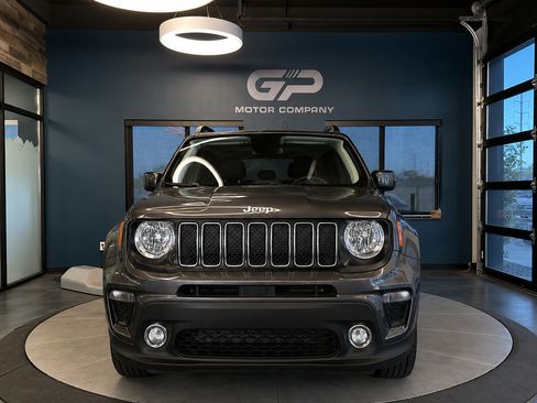 Used 2020 Jeep Renegade Latitude w/ Cold Weather Group AWD/4WD image 8