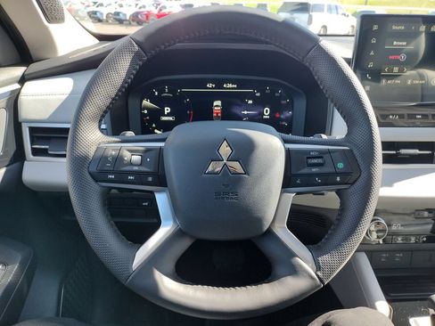 New 2026 Mitsubishi Outlander SE AWD/4WD image 7