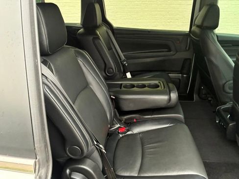 Used 2021 Honda Odyssey Touring image 25