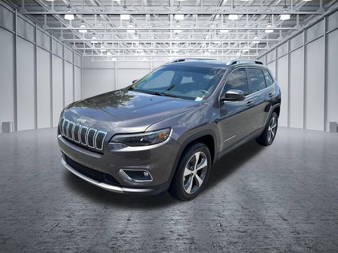 Used 2019 Jeep Cherokee Limited AWD/4WD image 3