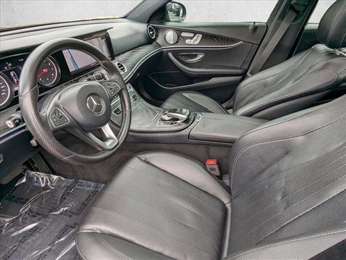 Used 2018 Mercedes-Benz E 300 image 17