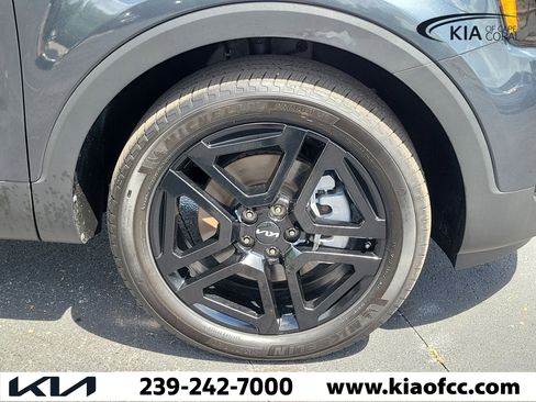 Certified 2024 Kia Telluride SX Prestige X-Line image 7