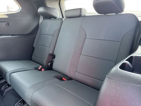 New 2026 GMC Acadia AT4 image 23