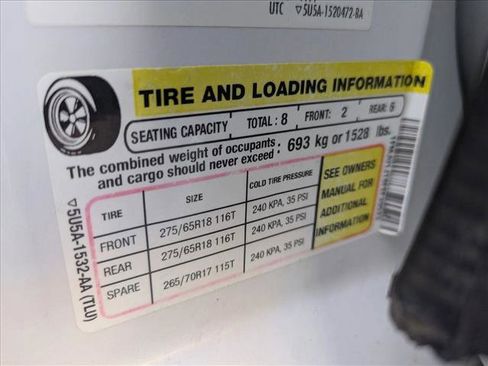 Used 2015 Ford Expedition XLT image 26