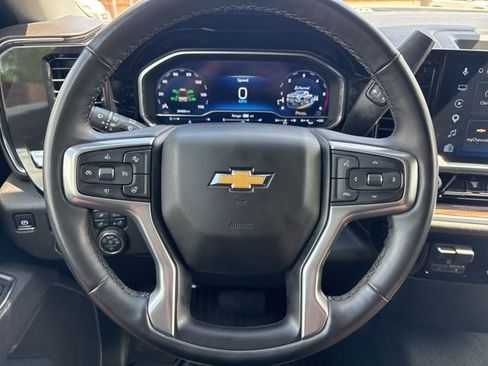 Used 2025 Chevrolet Silverado 2500 LT w/ Safety Package AWD/4WD image 5