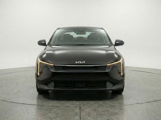 Used 2025 Kia K4 LXS video 1
